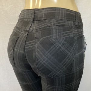 WIT & WISDOM Jeans Women’s Tummy Control Plaid Black Jegging Pants Size 4 NWT
